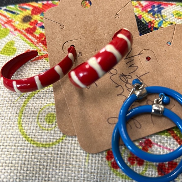 Jewelry - Vintage pierced earrings bundle